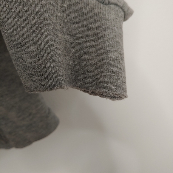 Adidas Y2k grey graphic long sleeve shirt. Size M - Picture 6 of 6